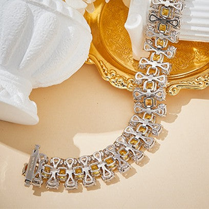 Golden Sugar Cube Bracelet product back in detail